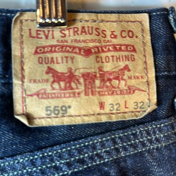 Levi’s 569 Loose Straight Dark Wash Mens Jeans size W32 x L32 Zippered Pocket - Picture 4 of 10